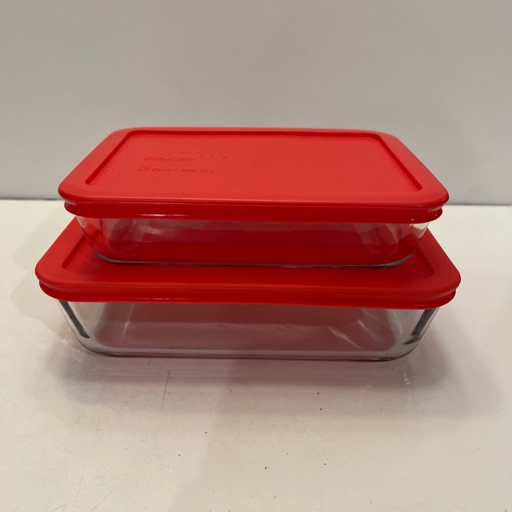 PYREX Containers Simply Store 6-cup/ 3-cup Rectangular Glass Food Stora…